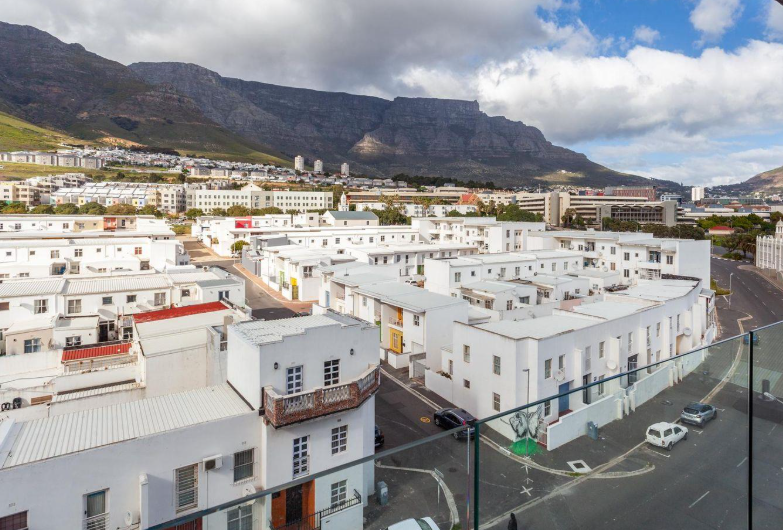 2 Bedroom Property for Sale in Zonnebloem Western Cape